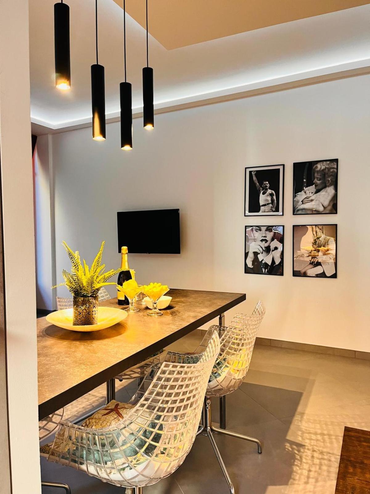 Nice Apartments In The Historic Center Verbania Exterior photo