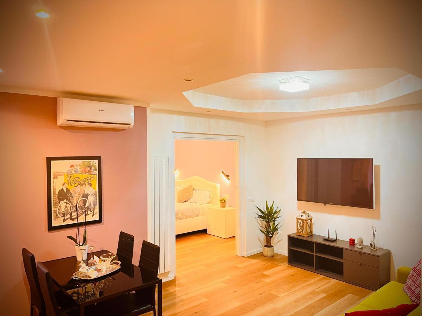Nice Apartments In The Historic Center Verbania Exterior photo