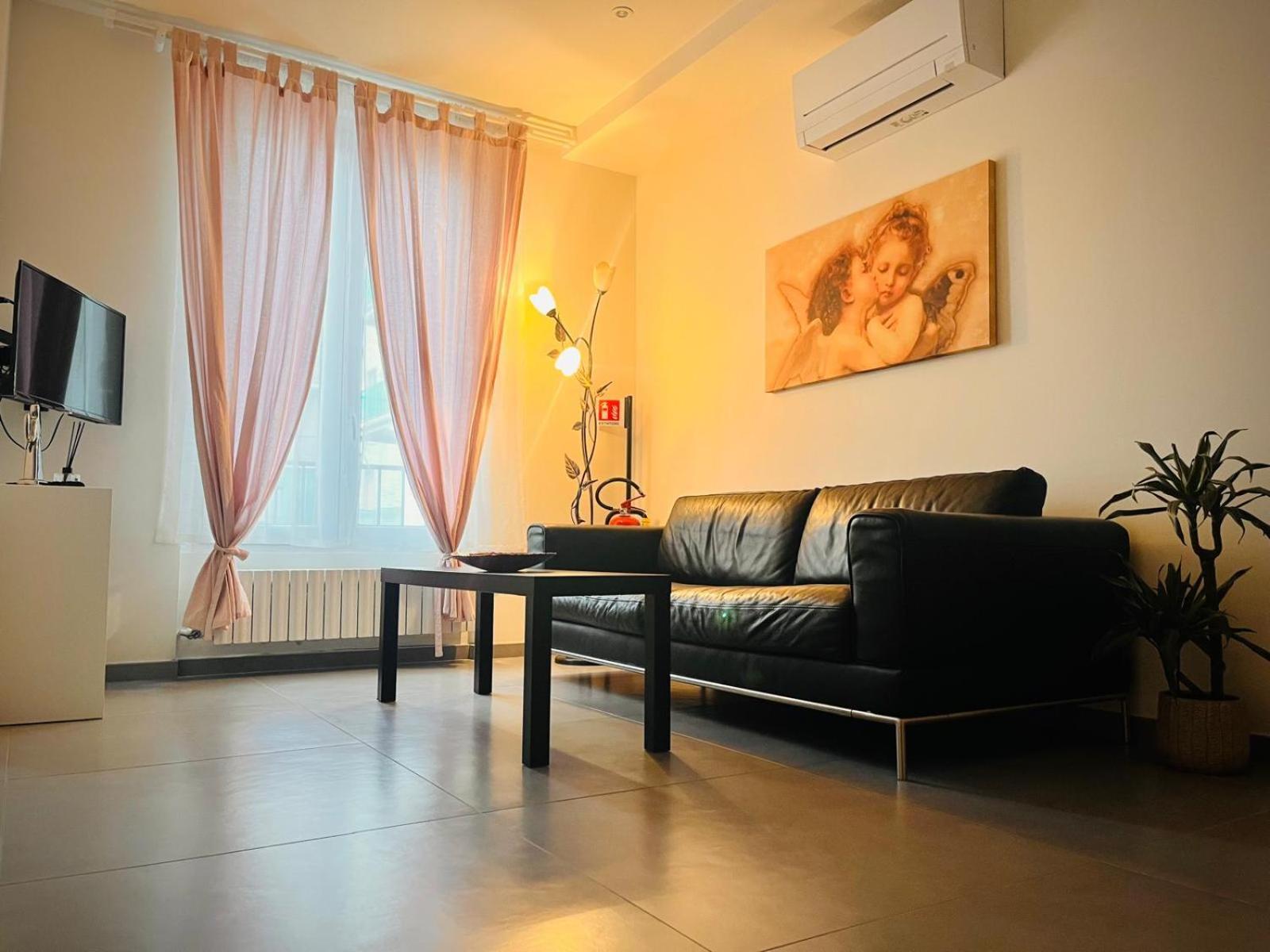 Nice Apartments In The Historic Center Verbania Exterior photo